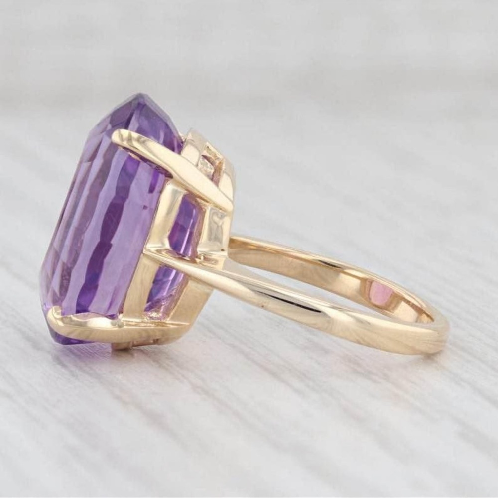 14 kt yellow gold amethyst stone. In great like new condition. - Picture 3 of 14
